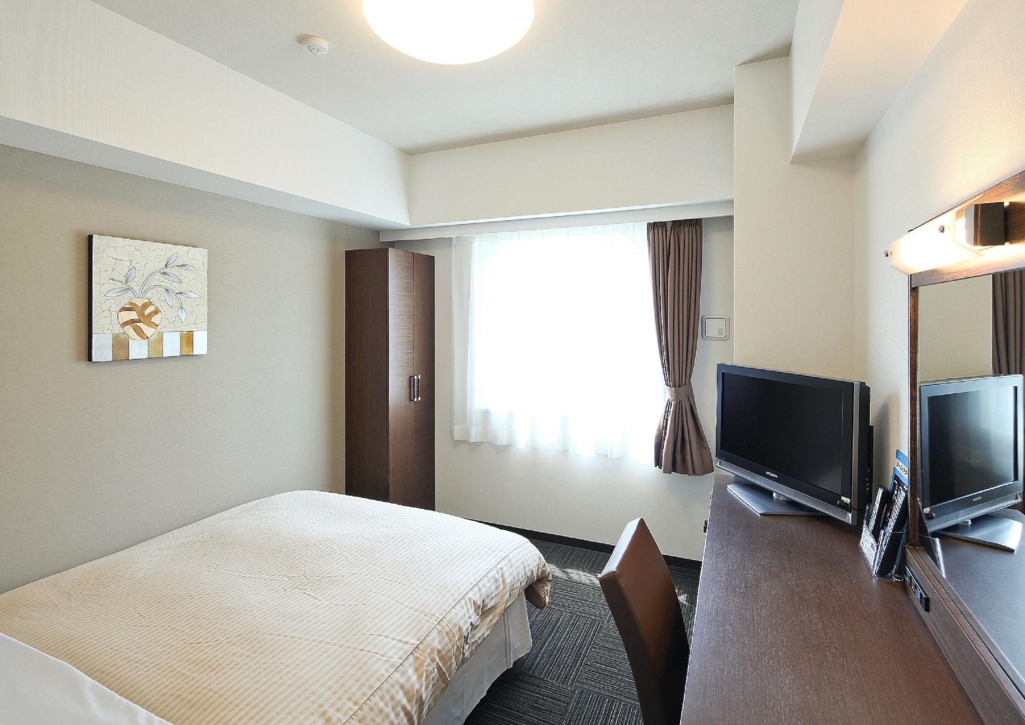 Hotel Route-Inn Komagane Inter Buitenkant foto